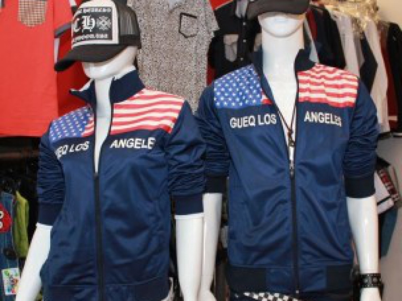 Áo khoác cờ Mỹ giúp bạn thể hiện cá tính khi ra đường